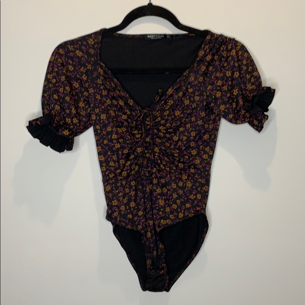 NASTY GAL FLOWERS AND RUFFLES BODYSUIT